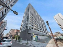 【東京都/町田市原町田】シティテラス町田ステーションコート 外観：JR横浜線「町田」駅徒歩2分、小田急線「町田」駅徒歩8分の立地。通勤やお出かけに便利な住環境です。