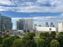 【神奈川県/横浜市西区みなとみらい】M.M.TOWERS FORESIS L棟 バルコニーやお部屋からは「高島中央公園」の緑溢れる開放感のある眺望が広がります