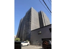 【神奈川県/横浜市南区南吉田町】ランドシティ横濱吉野町レジデンス 外観：横浜市ブルーライン「吉野町」駅徒歩4分、「阪東橋」駅徒歩6分。2路線3駅利用可能な便利な立地です。