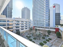 【神奈川県/横浜市神奈川区栄町】ザ・ヨコハマタワーズ　タワーイースト 敷地内にはイングリッシュガーデンや日本庭園などが設けられており、四季の移ろいを感じられそうです。