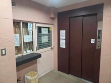 【東京都/新宿区西新宿】パルク西新宿 平成24年にエレベーター改修工事済み