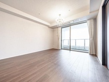 【東京都/新宿区西新宿】ザ・パークハウス西新宿タワー60 最大天井高は約2.53m、柱・梁が少なく広々とした空間です。天井カセット式エアコンにつき広々な室内