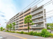 【神奈川県/川崎市多摩区宿河原】宿河原パークハウス1番館 外観：三菱地所他分譲「パークハウス」シリーズ。三菱地所コミュニティによる日勤管理体制のマンションです。