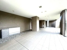 【神奈川県/川崎市麻生区万福寺】新百合ヶ丘パークハウス4番街 三菱地所分譲「パークハウス」シリーズ。2001年11月築。総戸数83戸、RC造のマンションです。