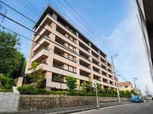 【神奈川県/横浜市港北区日吉】ジェイグランディア日吉 外観：東急東横線・目黒線、グリーンライン「日吉」駅より徒歩7分の好立地
