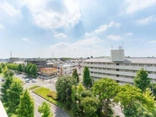 【神奈川県/横浜市都筑区大丸】藤和シティホームズ港北Rafia 目の前に視界を遮るものがなく、開放的な景色が広がります。晴れた日には、富士山を望むことができます。