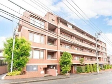 【神奈川県/川崎市宮前区小台】パークサイドヒルズ宮前平 外観:東急田園都市線「宮前平」駅徒歩5分。1998年11月築、ペットと暮らせるマンションです(細則有り)。