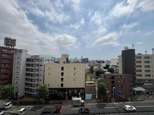 【東京都/杉並区堀ノ内】ライオンズマンション方南町駅前 最上階ならではの開放感が広がる、視界の抜けた気持ちの良い眺望
