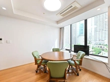 【東京都/港区麻布台】グランスイート麻布台ヒルトップタワー お部屋は11階部分の北東向き住戸、1LDK。