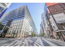 【東京都/中央区銀座】銀座タワー 中央通り（『銀座五丁目』交差点）（現地より約720m）