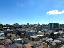【東京都/文京区根津】藤和シティホームズ根津 地上14階建8階部分につき、眺望良好。東京スカイツリーを望む爽快な眺望が堪能できます(天候次第)。