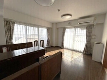 【埼玉県/川口市戸塚】ライオンズヒルズ川口戸塚 約11.8帖のリビングダイニングです。