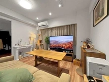 【東京都/新宿区西早稲田】ライオンズマンション西早稲田シティ リビングは、南東側バルコニーに面しているため、陽当り良好。家具・調度品は販売対象には含まれません。