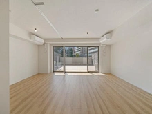 【東京都/新宿区高田馬場】パークシティ高田馬場 2階部分に位置しています。階下に住戸がないため、足音などの生活音を気にせず快適に過ごせます。