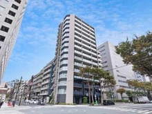 【大阪府/大阪市北区西天満】ソルティア東梅田 外観：地下鉄谷町線「南森町」駅徒歩8分含む、複数路線利用可能な好立地。利便性が高く、暮らしやすい住環境。