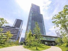 【大阪府/大阪市北区大淀南】グランドメゾン新梅田タワーTHE CLUB RESIDENCE 外観：期待感高まる「新梅田エリア」に所在、JR各線「大阪」駅徒歩14分の立地。地上51階建、免震構造です。