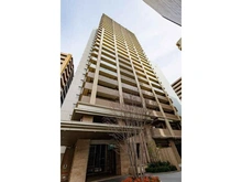 【大阪府/大阪市中央区谷町】ザ・パークハウス谷町五丁目 外観：三菱地所レジデンス分譲、平成26年2月建築の免震構造マンション。