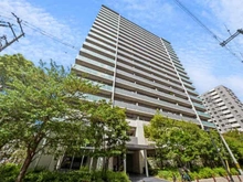 【大阪府/大阪市西区新町】ジオ新町 外観：大阪メトロ千日前線「西長堀」駅まで徒歩5分等、3駅3路線利用可能。交通アクセス良好な立地です。