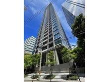【大阪府/大阪市北区堂島】堂島ザ・レジデンスマークタワー 外観：地上39階建、免震・制震構造大規模タワーレジデンス。2013年9月築、全269戸のマンションです。