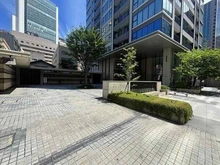 【大阪府/大阪市北区堂島】堂島ザ・レジデンスマークタワー 地下鉄四つ橋線「西梅田」駅徒歩3分・JR東西線「北新地」駅徒歩5分など交通利便性の高い立地です。