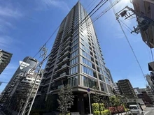 【大阪府/大阪市北区同心】エルグレースタワー大阪同心 外観：16階部分に位置し、陽当り・通風良好な南・東向き角住戸。お部屋からは大阪城を望めます(天候による)。