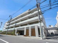 【東京都/大田区鵜の木】グランスイート鵜の木リバージュ 外観：RC造5階建てマンションの3階部分。東急多摩川線「鵜の木」駅まで徒歩9分、2沿線利用可能な立地です。