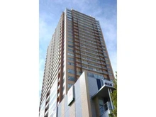 【神奈川県/横浜市戸塚区川上町】BELISTAタワー東戸塚 外観：「東戸塚」駅徒歩2分。住宅部階下にショッピングモール、オフィスビルを兼ね備えたタワーマンション。