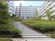 【神奈川県/横浜市戸塚区品濃町】ザ・パークハウス東戸塚レジデンス 中庭