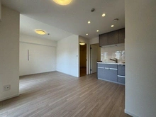 【大阪府/吹田市江坂町】アンビエント江坂 全洋室がLDKからのアクセス。家族と顔を合わせる機会が増え、コミュニケーションがとりやすい設計です。