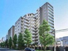 【東京都/文京区小石川】小石川アインス 外観：三菱地所・藤和不動産分譲、地上14階建・7階部分住戸。3線3駅が利用でき、利便性の高い立地です。