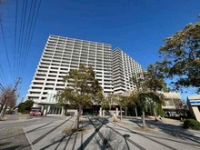 【千葉県/市川市島尻】クレストシティタワーズ浦安サウスタワー 約23600m2の敷地に建つ大型マンション