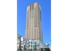 【神奈川県/川崎市中原区小杉町】プラウドタワー武蔵小杉 外観：2014年11月築、地上45階地下1階(本物件所在階：30階)野村不動産・相鉄不動産分譲マンション。