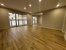 【兵庫県/神戸市東灘区御影石町】コスモハイツ御影 ご家族が集うLDKは約18.5帖の広さ。南側がバルコニーに面し、陽当り・通風に恵まれています。