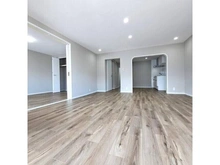 【兵庫県/神戸市東灘区御影石町】コスモハイツ御影 隣接する約6帖の洋室と繋がる引き戸は、来客時は閉めておくなど、シーンに合わせて活用できます。