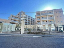 【兵庫県/神戸市東灘区御影郡家】ロジュマンスティーロ御影 外観：総戸数93戸。管理会社により日勤管理されているマンションです。ペットと一緒に暮らせます(細則有り)。