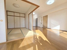 【兵庫県/神戸市東灘区向洋町中】RICイーストコート3番街 