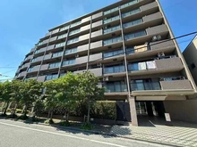 【東京都/足立区西新井本町】藤和シティホームズ西新井 外観：東武伊勢崎線「西新井」駅まで徒歩15分。地上8階建、総戸数76戸。2階部分に位置しています。