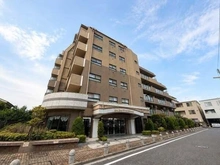 【東京都/足立区中央本町】ライオンズステージ五反野壱番館 外観：2001年2月築、大京分譲の「ライオンズ」シリーズ。東武伊勢崎線「五反野」駅徒歩7分の立地です。