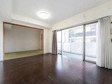 【埼玉県/さいたま市南区白幡】藤和シティホームズ武蔵浦和 南西向きにつき、明るい雰囲気がございます。