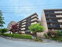 【神奈川県/横浜市鶴見区岸谷】コスモ鶴見岸谷公園 外観：2026年7月に室内リフォームが行われる予定ですので、気持ちの良い空間で新生活をスタートできます。