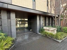 【東京都/品川区大井】パークホームズ品川大井 周辺は静かな住宅街でありながら、飛行機や新幹線利用にも便利な立地。出張や旅行の際もスムーズです。