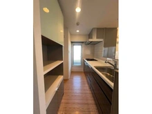 【東京都/杉並区和田】グローベルザ・スクエア東高円寺 対面式キッチン。