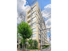 【東京都/中野区新井】パークハウス中野アーバンス 外観：三菱地所分譲「パークハウス」シリーズ。落ち着きと品格を感じさせる、洗練された外観デザインです。