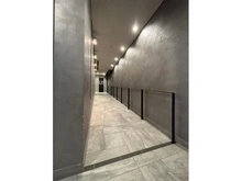 【東京都/新宿区筑土八幡町】ブランズ神楽坂 ホテルライクな内廊下仕様です。外気の影響を受けにくく、一年を通して快適な温度が保たれています。