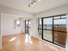 【大阪府/池田市五月丘】セントラル池田五月丘 リビング