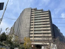 【大阪府/豊中市新千里西町】千里中央エアヒルズ 外観：北大阪急行線「千里中央」駅まで徒歩10分。新幹線や飛行機利用もしやすい交通利便性が高い立地です。