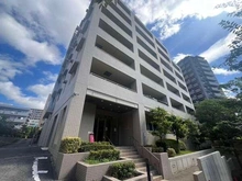 【大阪府/豊中市新千里西町】リーベスト千里中央 外観：外観