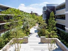 【東京都/練馬区石神井町】ザ・パークハウス石神井公園テラス 緑豊かなFLOW GARDEN（中庭）