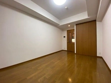 【東京都/台東区雷門】ファミール浅草雷門 3階住戸、東向きにつき、陽当たり・通風良好となっています。