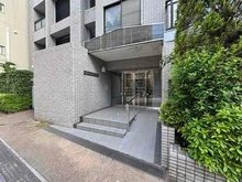 【東京都/台東区元浅草】藤和シティホームズ上野 オートロック、モニターフォン、内廊下、防犯カメラありとセキュリティ性の高さも特徴的。
